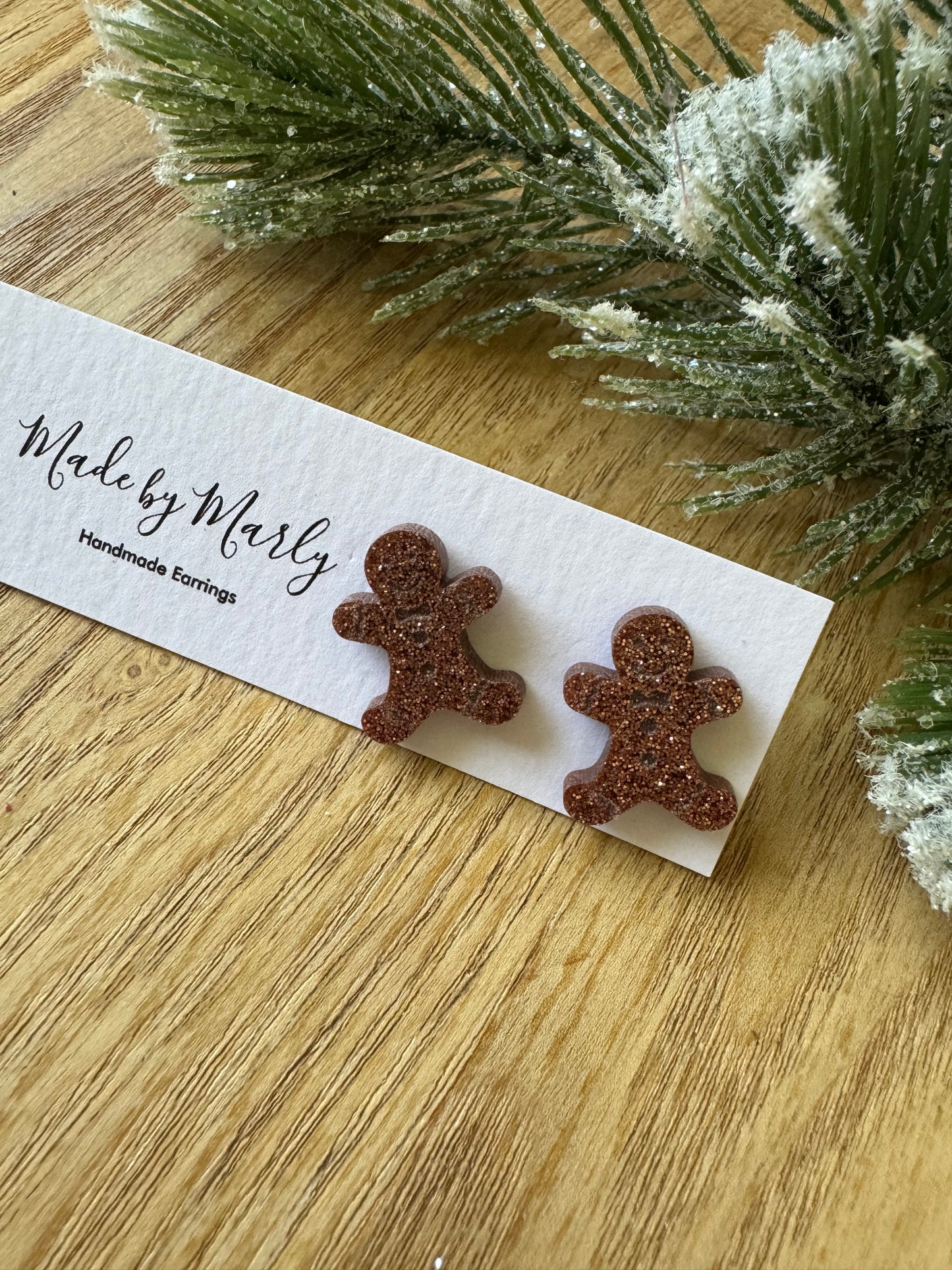 Studs – gingerbread Man. Bronze glitter