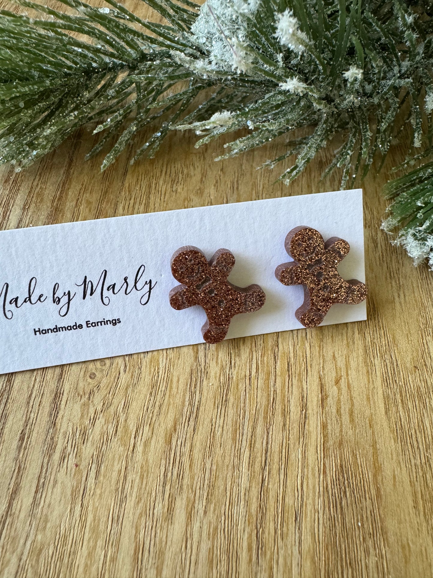 Studs – gingerbread Man. Bronze glitter